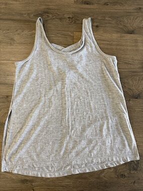 GAIAM Light Gray Women's Tank Top - Scoop Neck Sleeveless